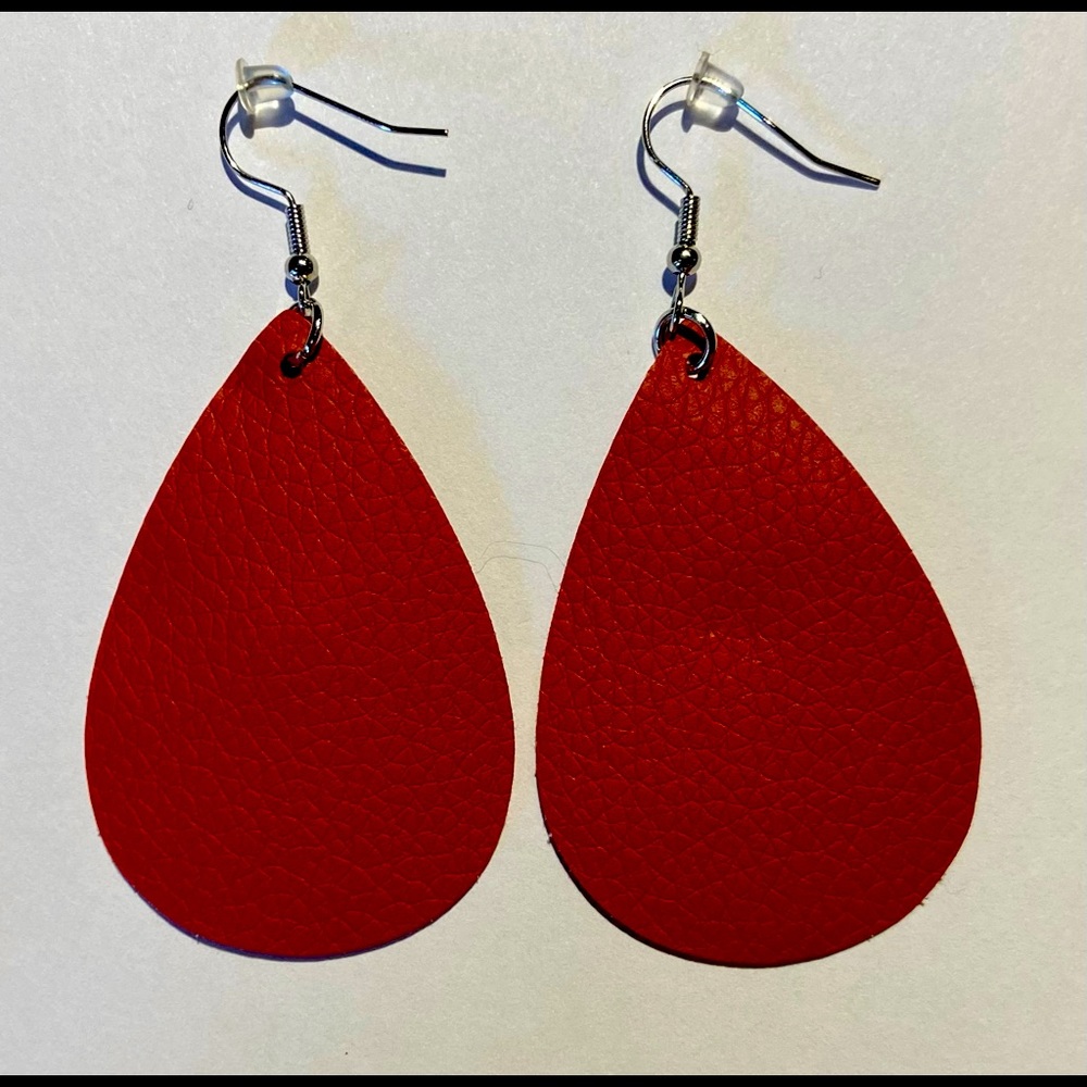 3 for $12 🎉 Faux Leather Teardrop Dangle Earrings